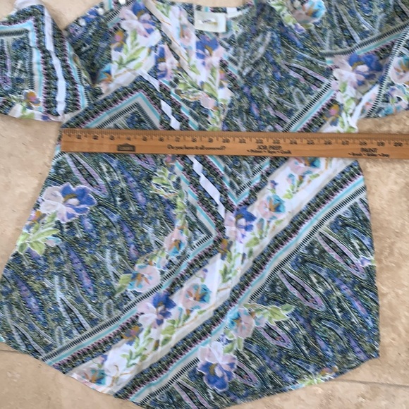 Anthropologie Maeve floral flutter sleeve top Sz Small— So Light & summery!!! - Picture 8 of 9